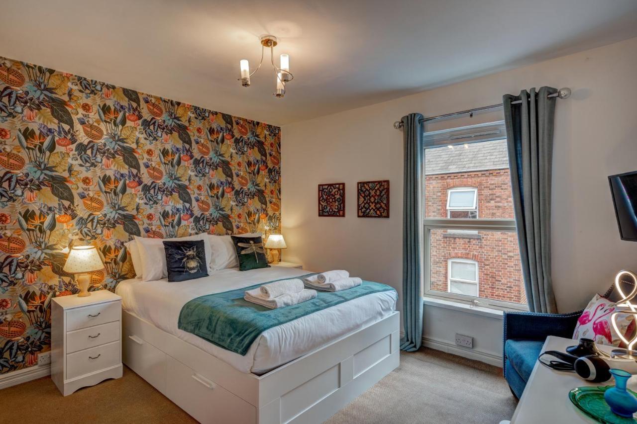 *New* Chester Canal Side 2 Bed Character Home المظهر الخارجي الصورة