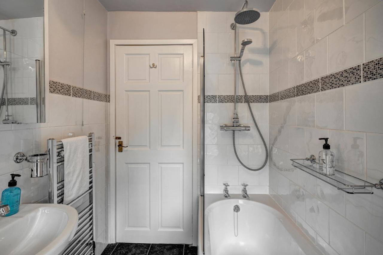 *New* Chester Canal Side 2 Bed Character Home المظهر الخارجي الصورة