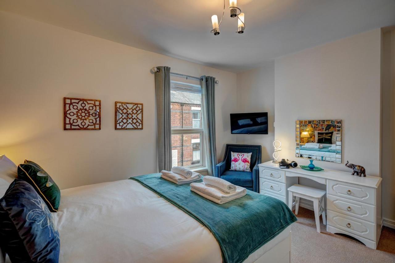 *New* Chester Canal Side 2 Bed Character Home المظهر الخارجي الصورة